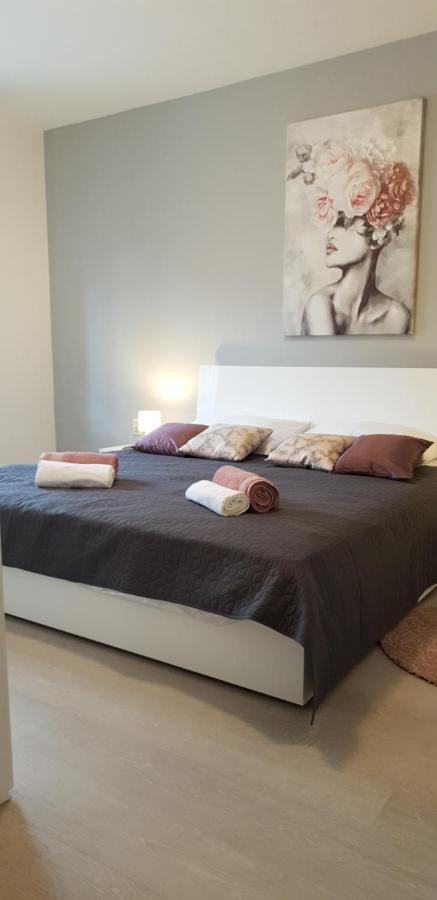 Apartman Zizula Kaštela Exterior foto
